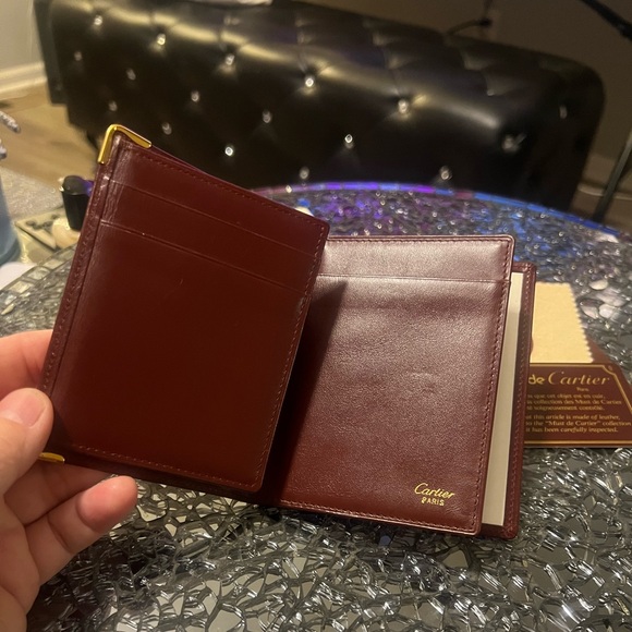 π₯π₯π₯ SOLD π₯π₯π₯π₯ Pre-Loved Vintage Must Be Cartier Wallet - Picture 4 of 9